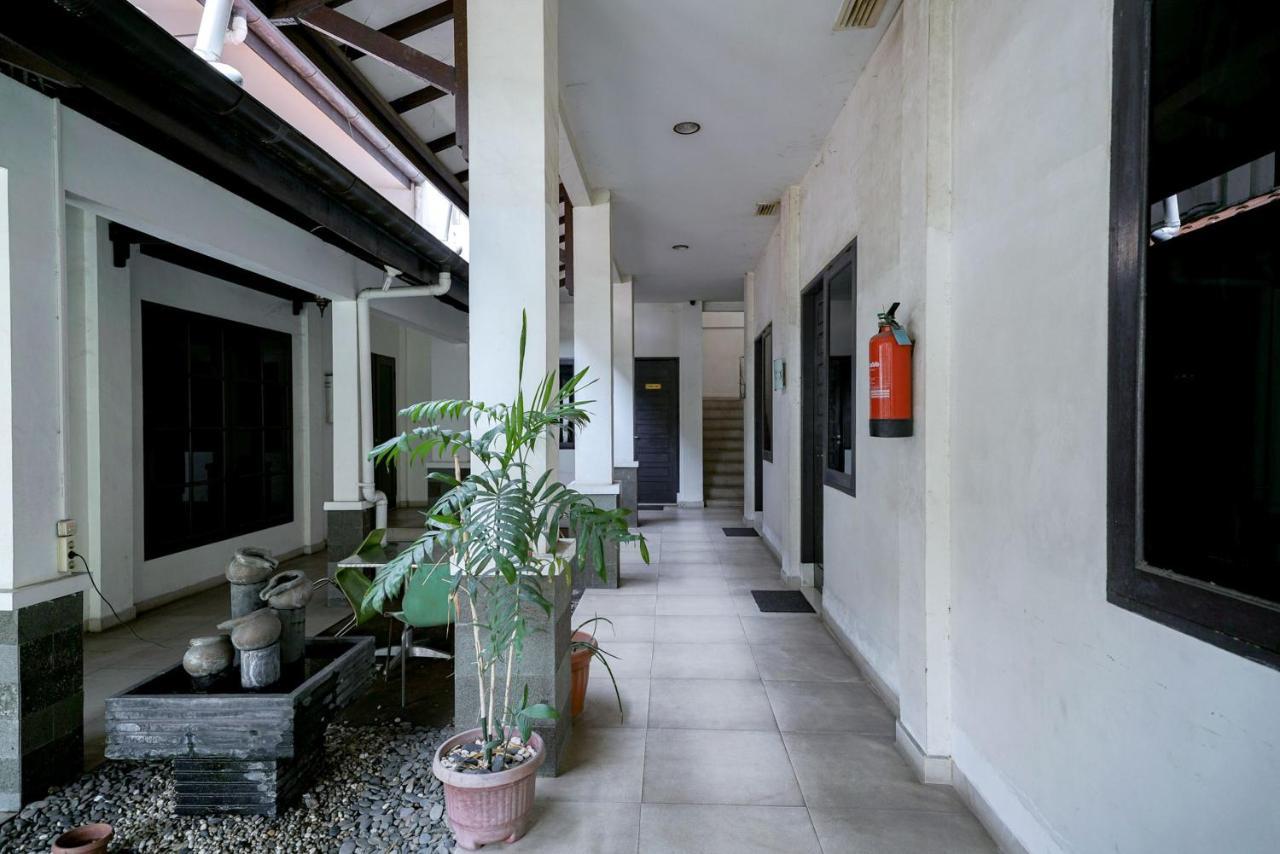 Reddoorz @ Avros Guest House เมดาน ภายนอก รูปภาพ