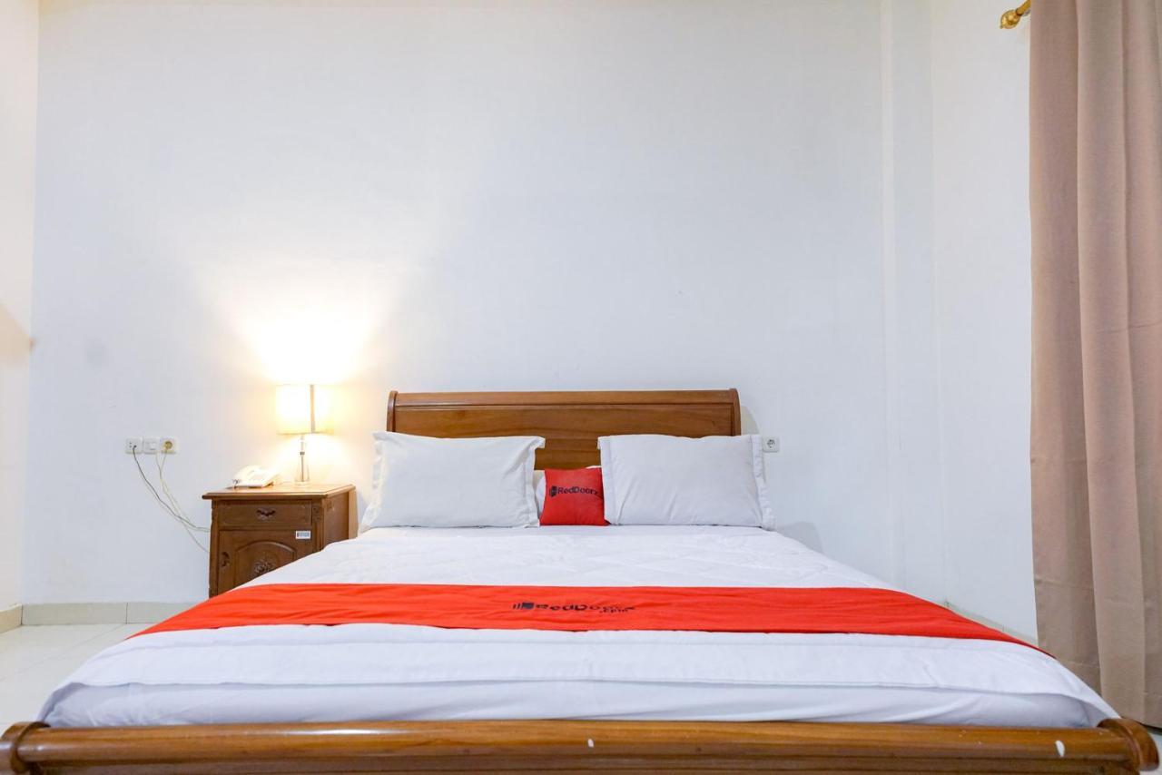 Reddoorz @ Avros Guest House เมดาน ภายนอก รูปภาพ