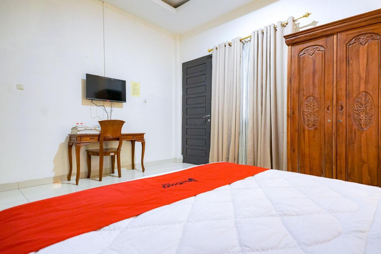 Reddoorz @ Avros Guest House เมดาน ภายนอก รูปภาพ